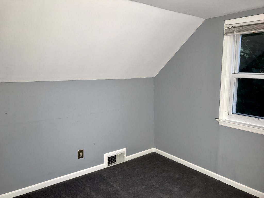 65 Aldrew Terrace Springfield, MA 01119 - Photo 11 of 16 Gallery Image 11