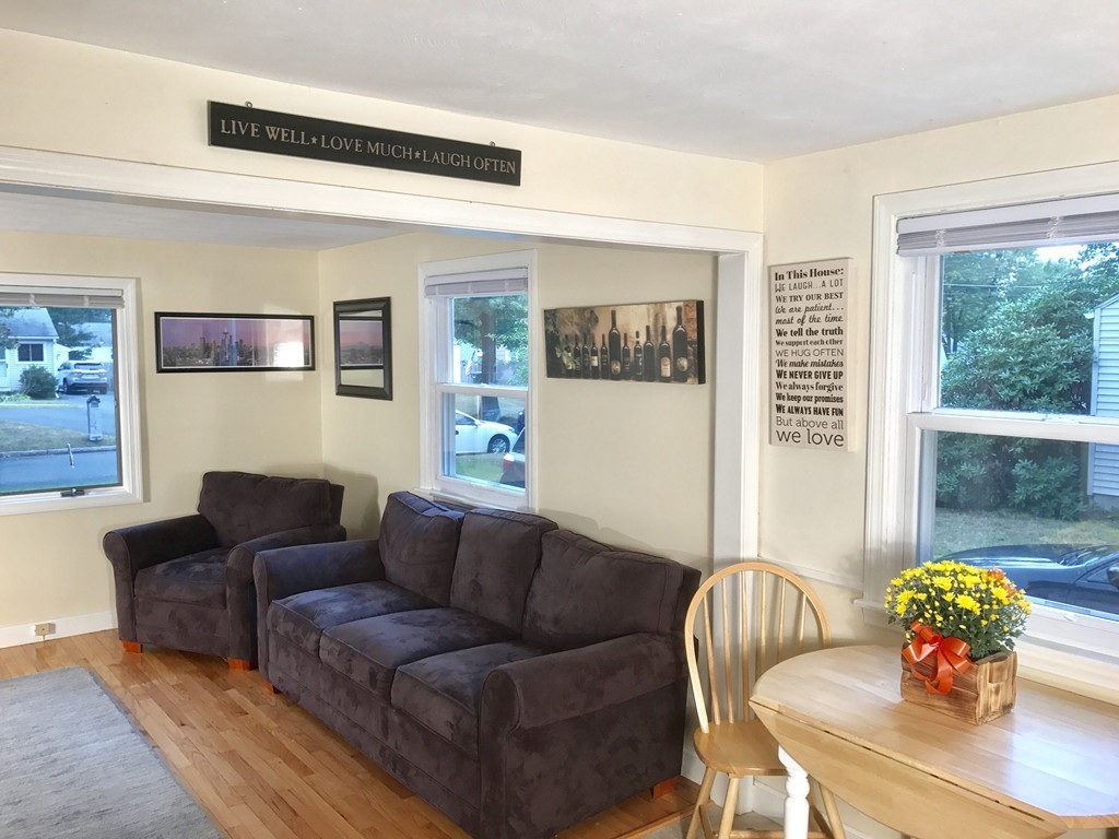 65 Aldrew Terrace Springfield, MA 01119 - Photo 3 of 16 Gallery Image 3