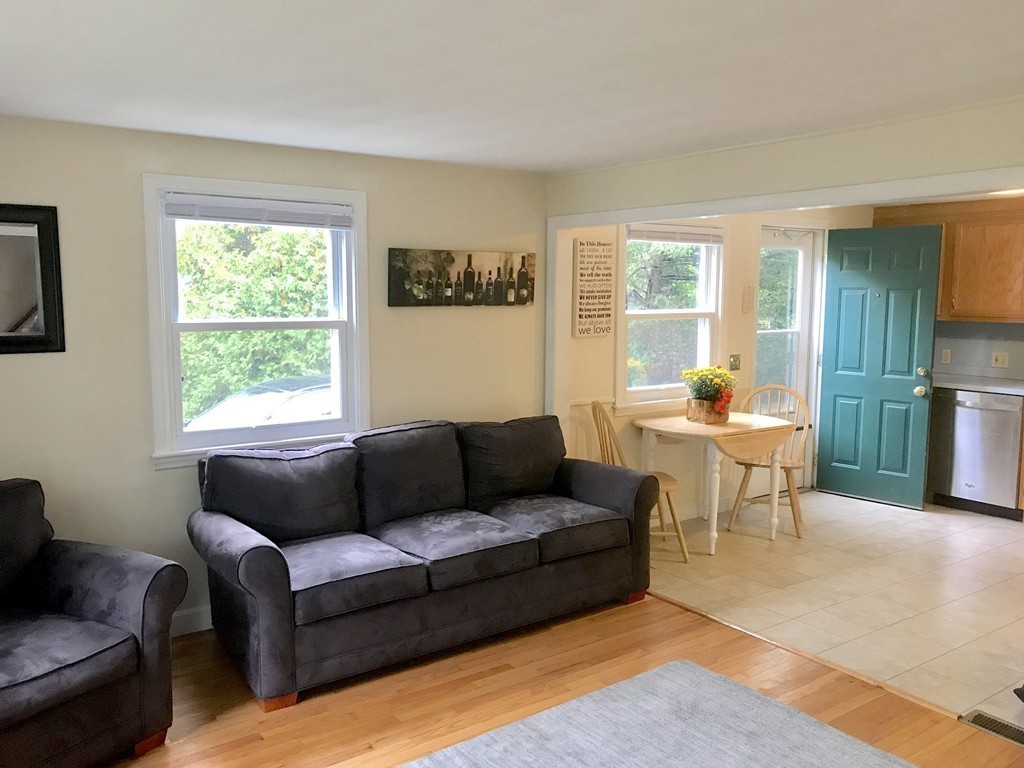 65 Aldrew Terrace Springfield, MA 01119 - Photo 4 of 16 Gallery Image 4
