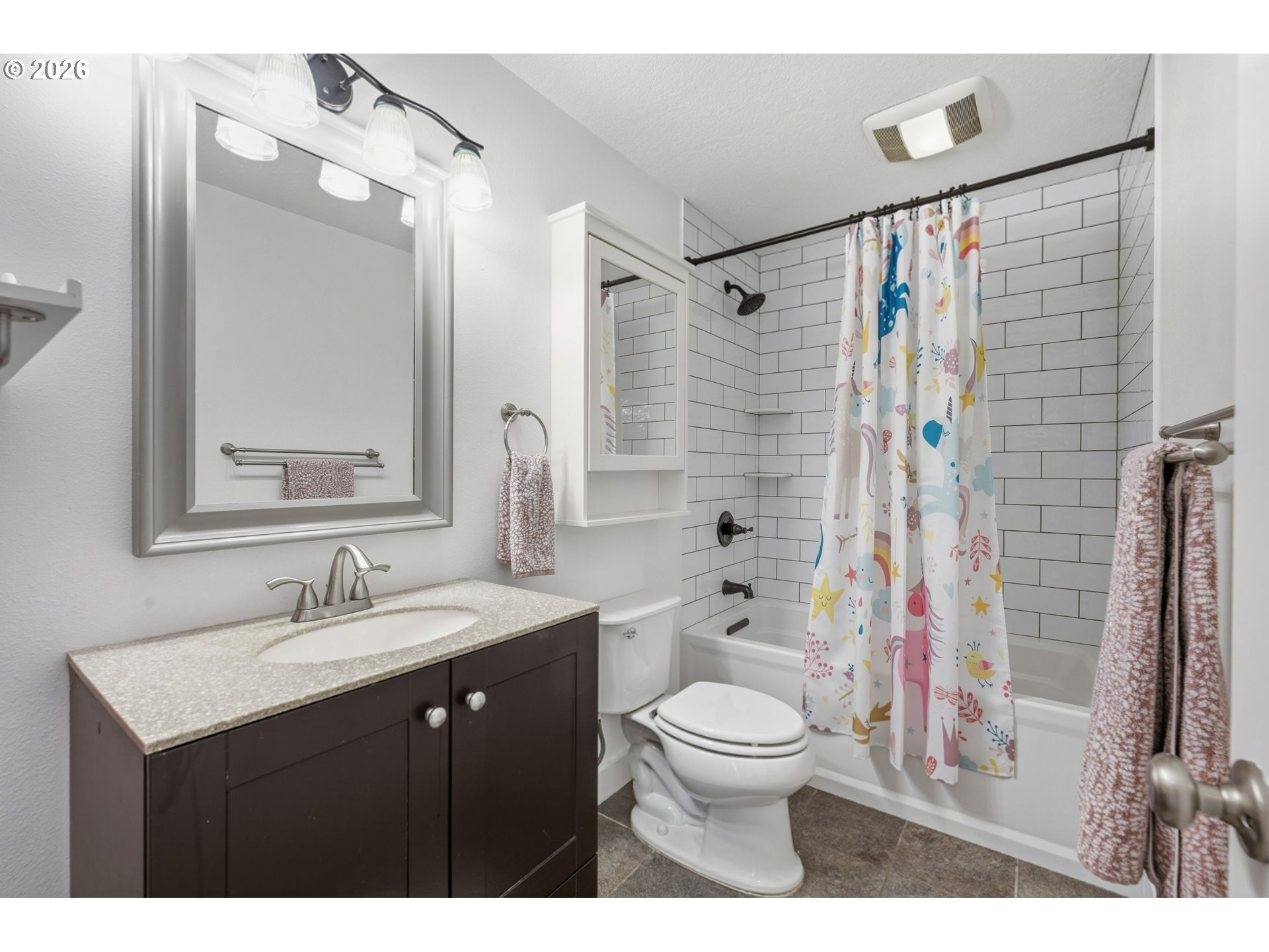 17195 South Outlook Road Oregon City, OR 97045 - Photo 21 of 48 Bathroom