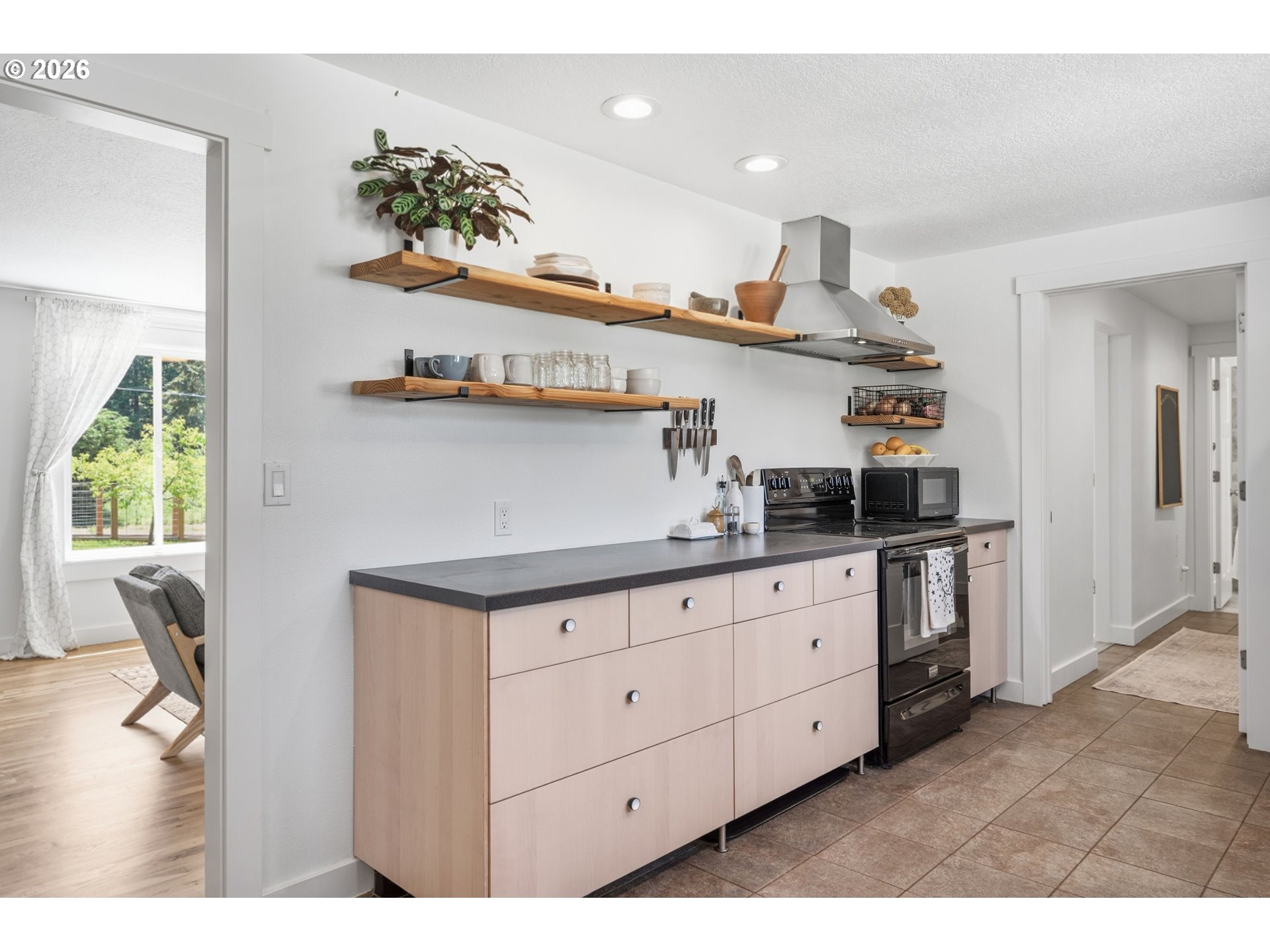 17195 South Outlook Road Oregon City, OR 97045 - Photo 9 of 48 Kitchen