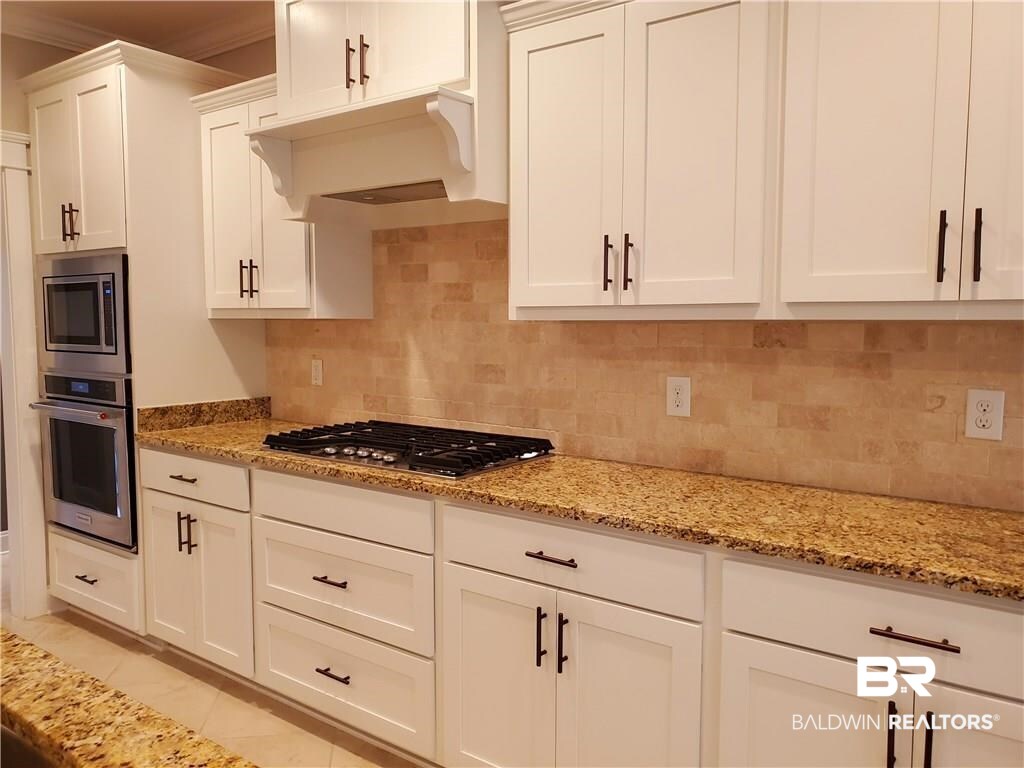 32041 Bobwhite Road Daphne, AL 36527 - Photo 7 of 15 Appliances