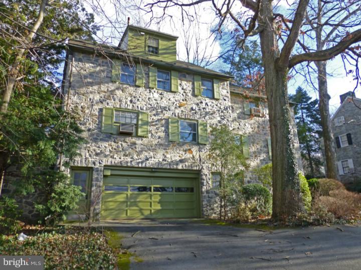 1604 Alsace Road Reading, PA 19604 - Photo 3 of 18 Exterior Back