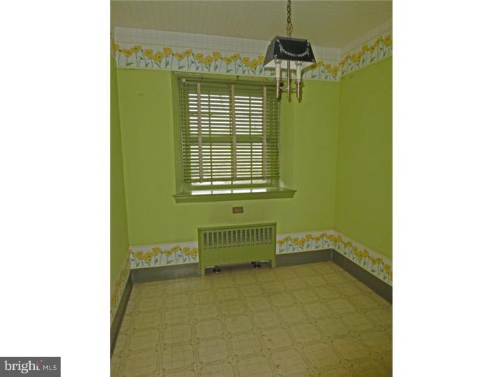 1604 Alsace Road Reading, PA 19604 - Photo 8 of 18 Breakfast Room