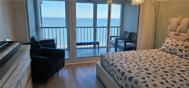 $15,000 | 10691 Gulf Shore Drive, Unit 1101, Naples, FL 34108