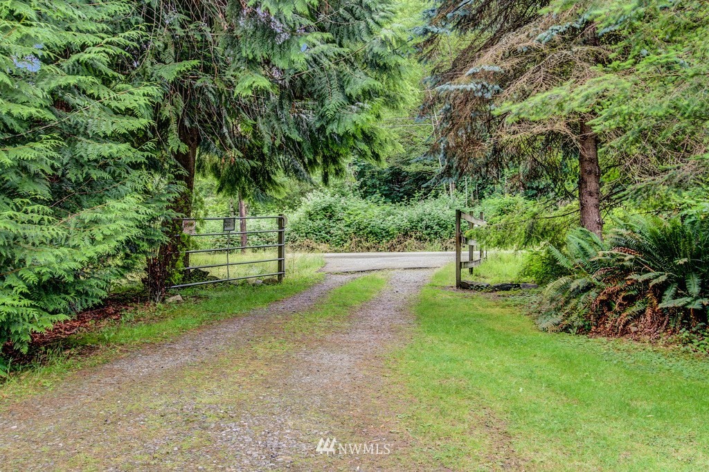 20525 Mero Road Snohomish, WA 98290 - Photo 3 of 25 Gallery Image 3