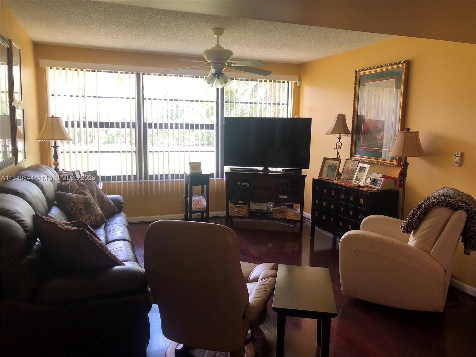 6109 Balboa Circle, Unit 101 Boca Raton, FL 33433 - Photo 12 of 20 Gallery Image 12