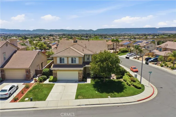 $3,950 | 27394 Snowfield Street, Murrieta, CA 92563