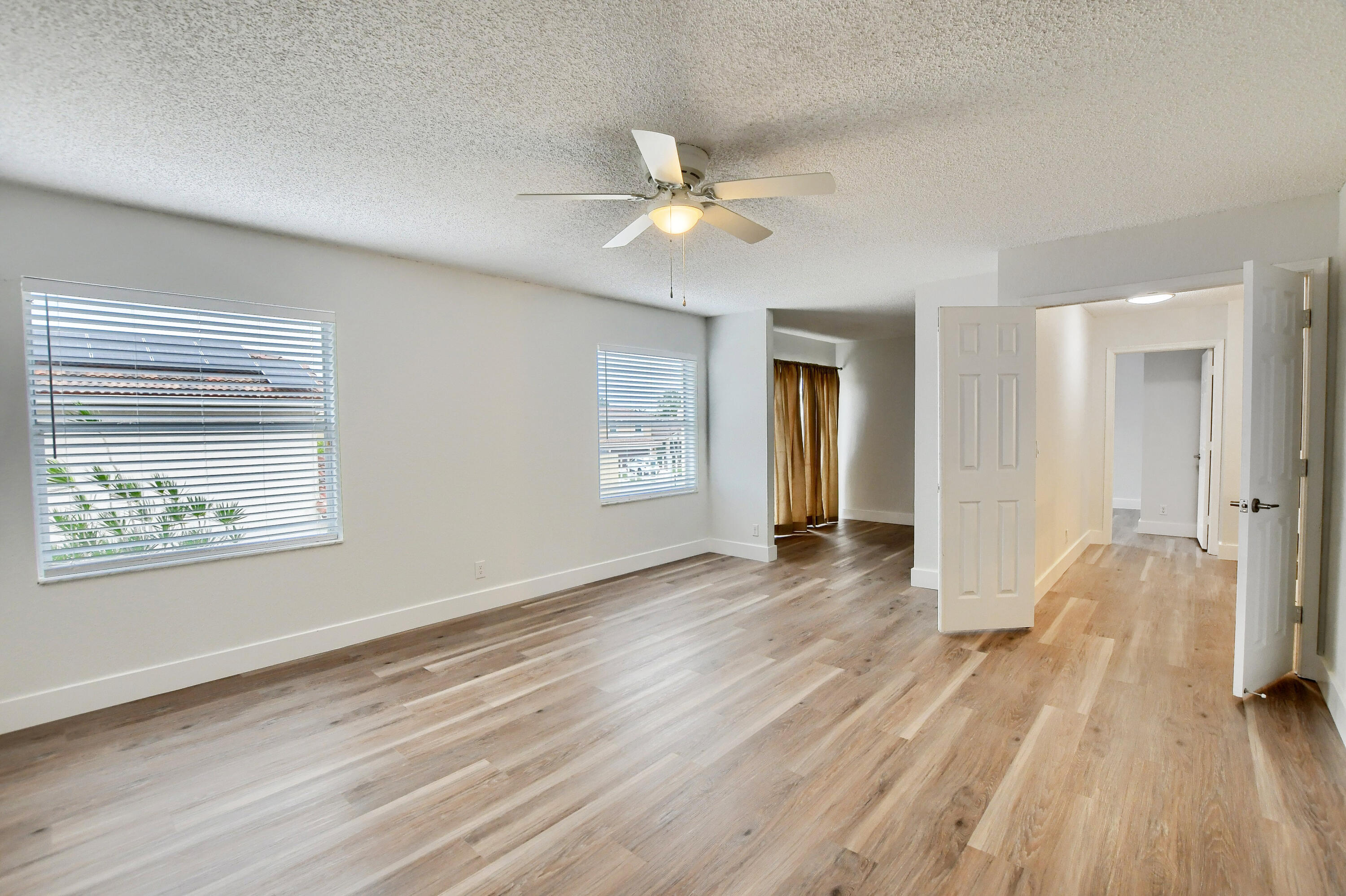 18165 Blue Lake Way Boca Raton, FL 33498 - Photo 22 of 47 23_ebf_3295-hdr(5)