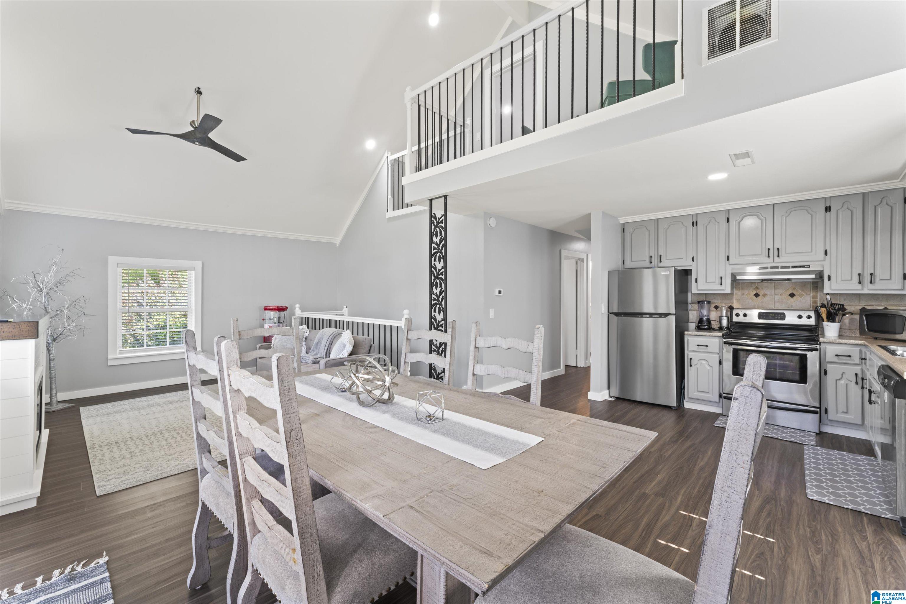504 Sheltered Cove Road Jasper, AL 35504 - Photo 11 of 47