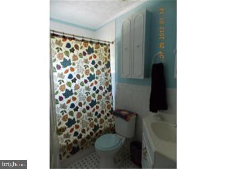 34 Gamewood Road Levittown, PA 19057 - Photo 12 of 12 Bathroom