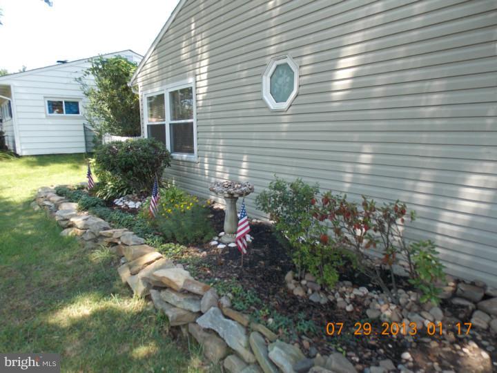 34 Gamewood Road Levittown, PA 19057 - Photo 6 of 12 Exterior Front