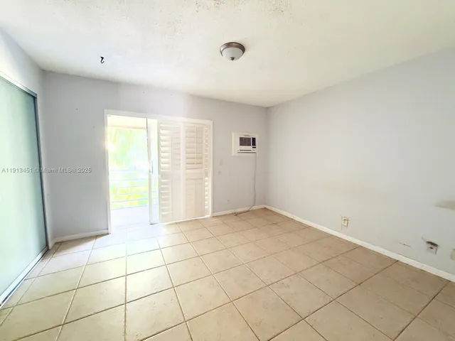 $1,350 | 258 Sheffield K, Unit 258, West Palm Beach, FL 33417