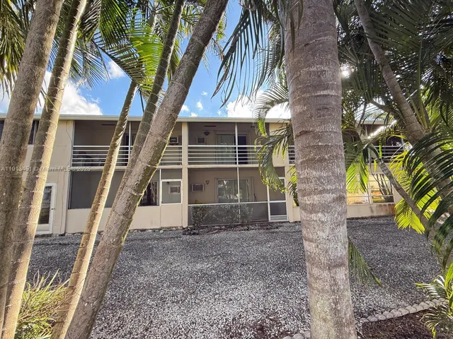 $1,350 | 258 Sheffield K, Unit 258, West Palm Beach, FL 33417