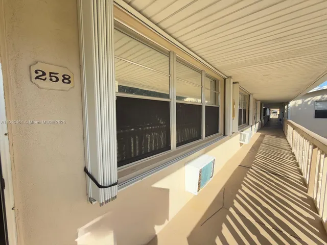 $1,350 | 258 Sheffield K, Unit 258, West Palm Beach, FL 33417