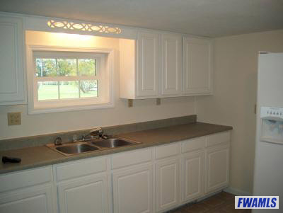 4226 Becker Road Woodburn, IN 46797 - Photo 2 of 5 Gallery Image 2