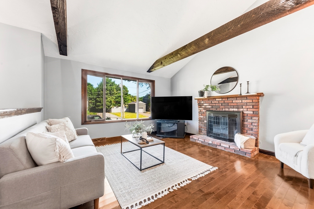 41 William Kelley Road Stoughton, MA 02072 - Photo 4 of 21