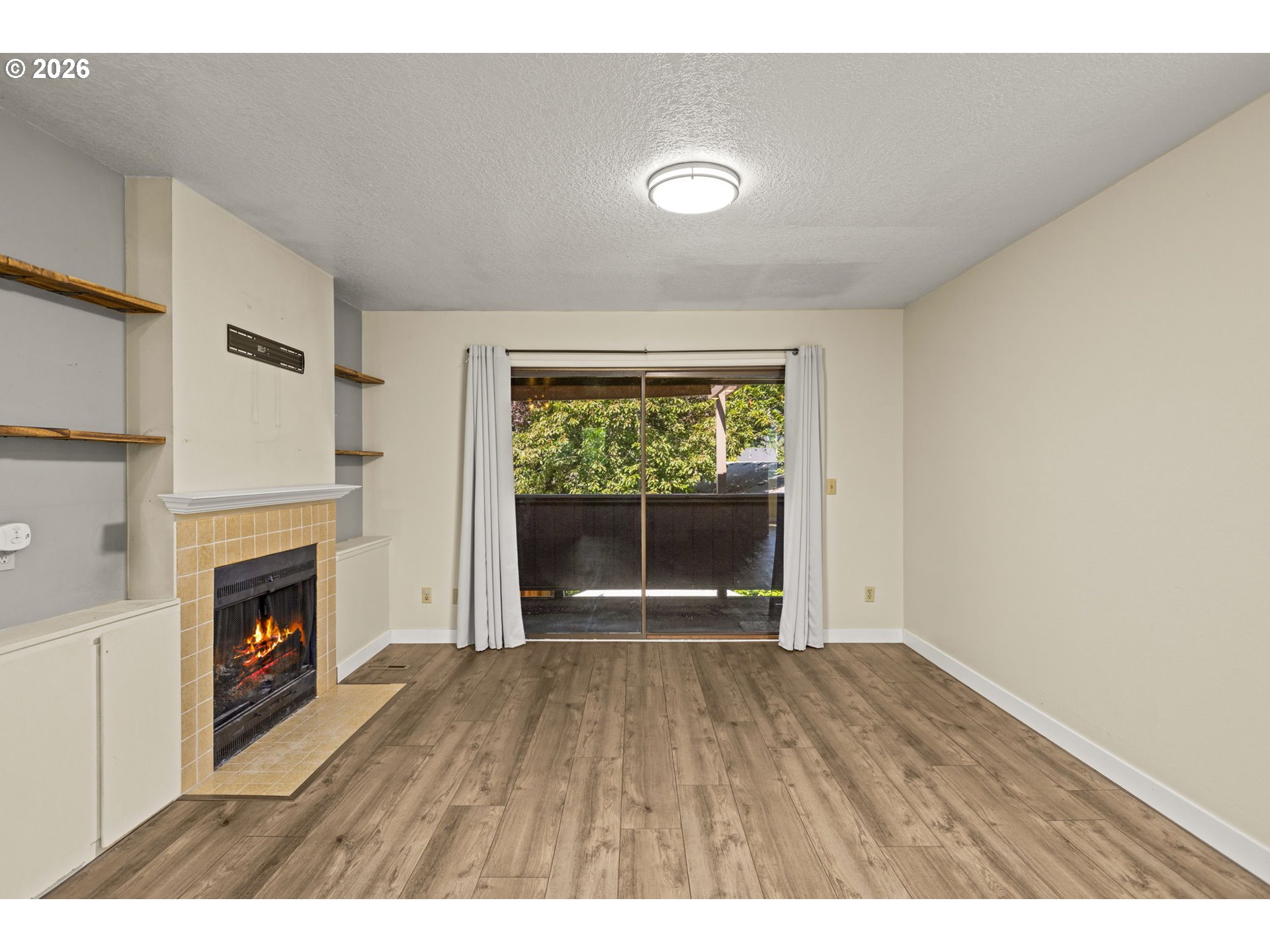 603 Southeast 148th Avenue Portland, OR 97233 - Photo 3 of 17