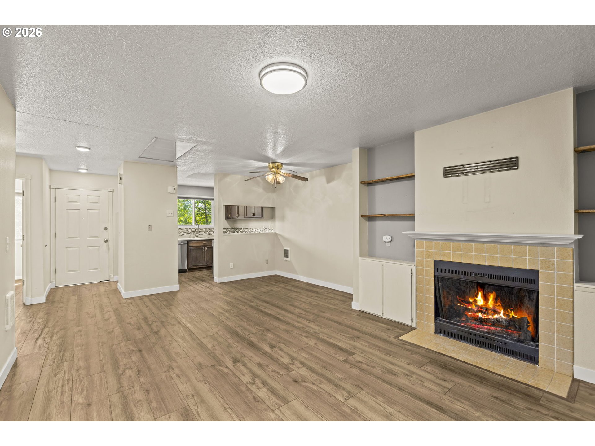 603 Southeast 148th Avenue Portland, OR 97233 - Photo 4 of 17