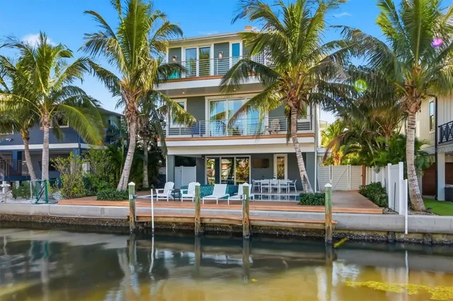 $3,500,000 | 403 20th Place North, Bradenton Beach, FL 34217
