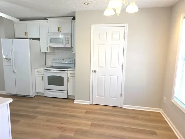 $2,200 | 1521 Wynfield Drive, Auburn, GA 30011