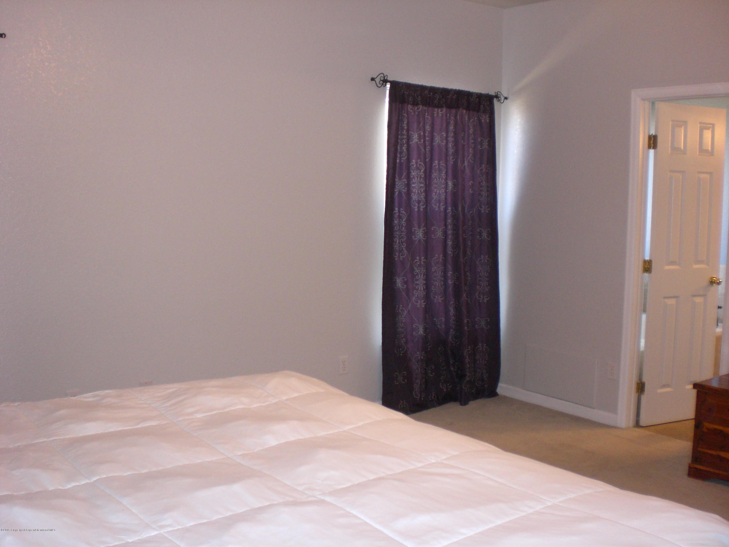 1530 East 12th Street Rifle, CO 81650 - Photo 18 of 27 MB to Bath.JPG