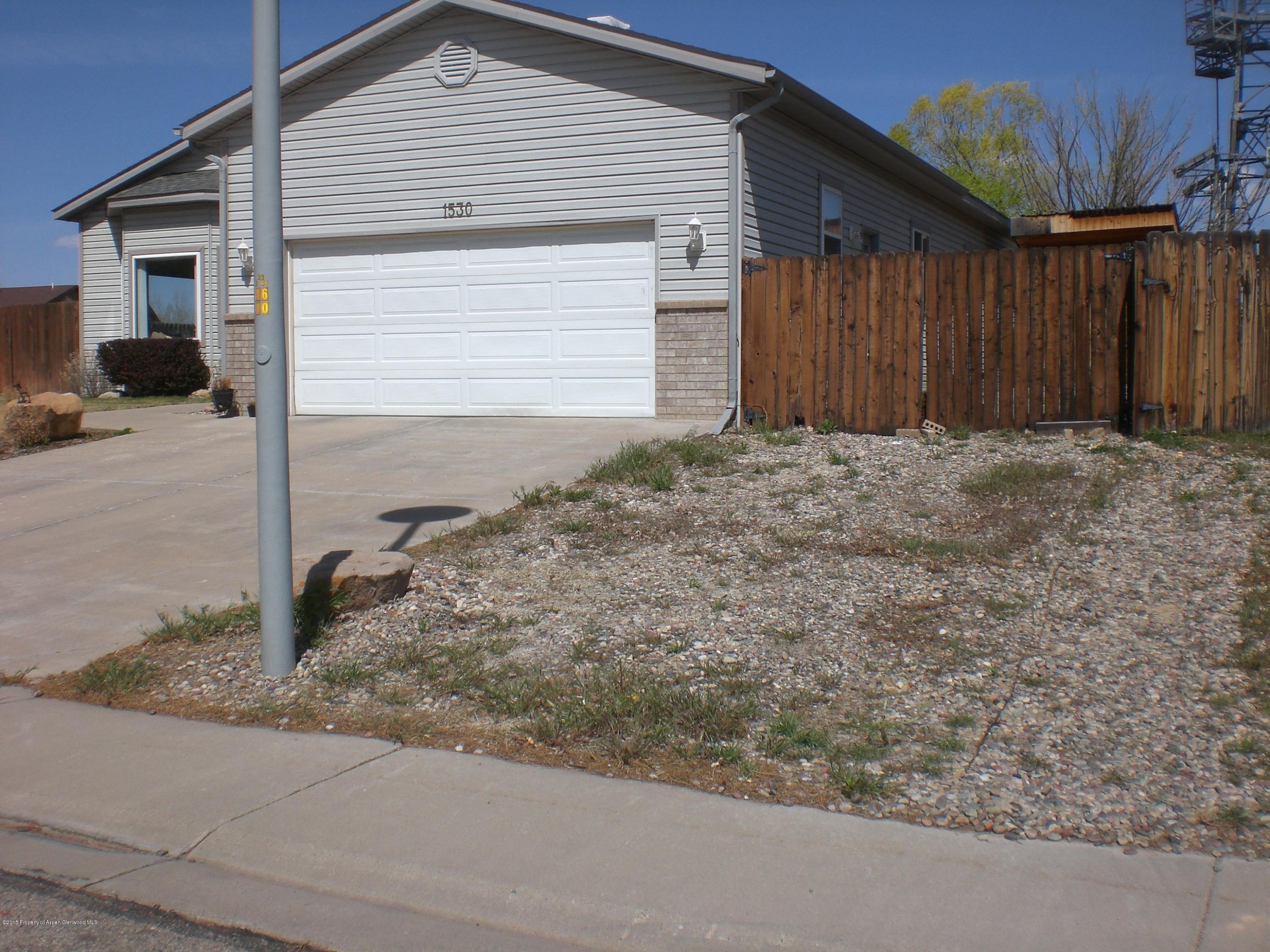 1530 East 12th Street Rifle, CO 81650 - Photo 27 of 27 rv parking.JPG