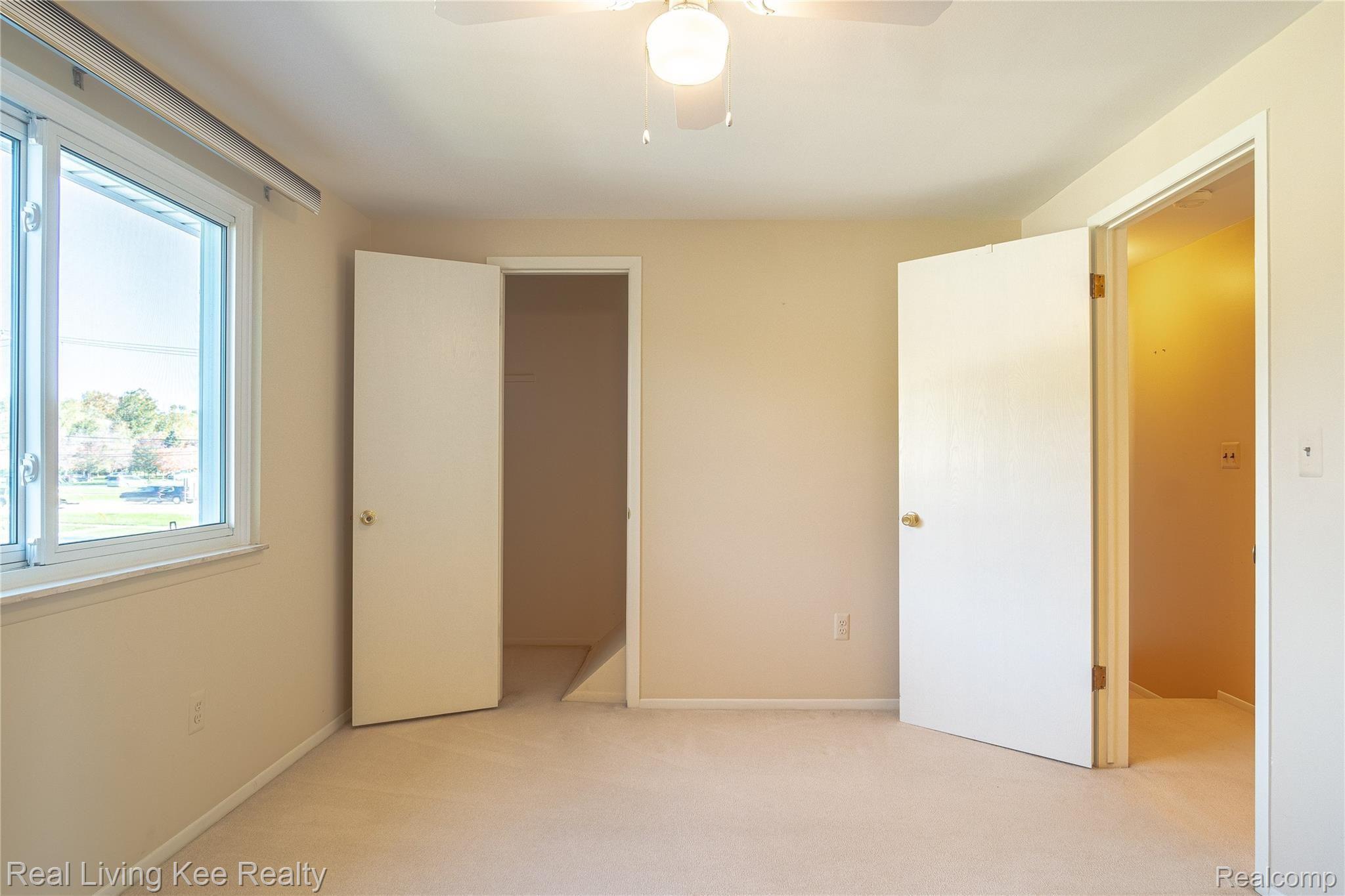 988 Briston Drive Rochester, MI 48307 - Photo 53 of 79 2nd Bedroom Closet