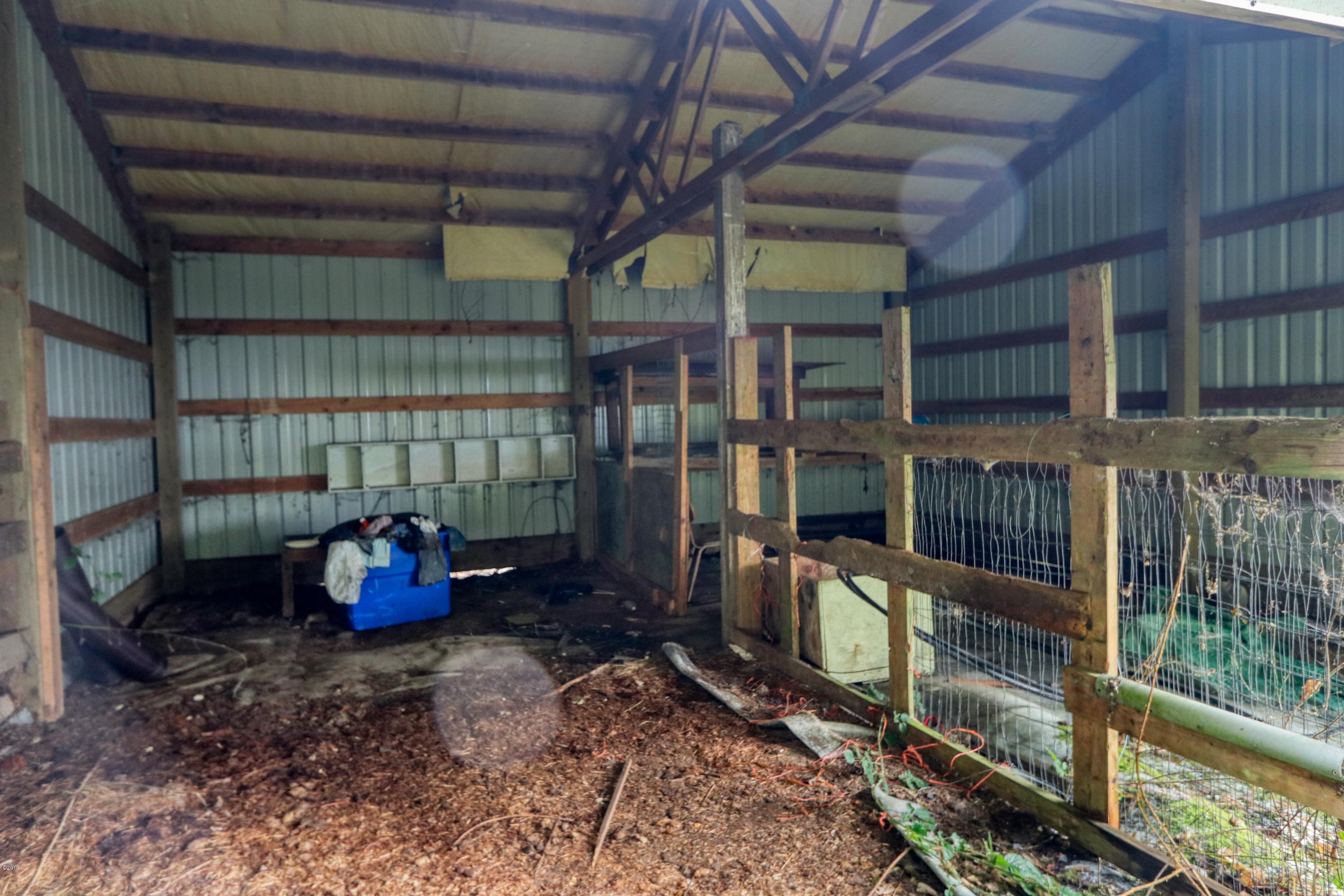 15 Yasek Loop Toledo, OR 97391 - Photo 17 of 23 Inside Pole Barn