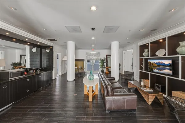 $699,000 | 1227 East Madison Street, Unit 504, Tampa, FL 33602