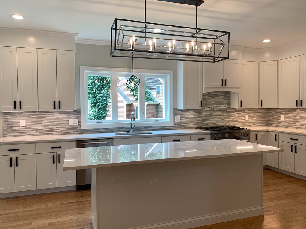 116 Ogunquit Road North Andover, MA 01845 - Photo 4 of 20