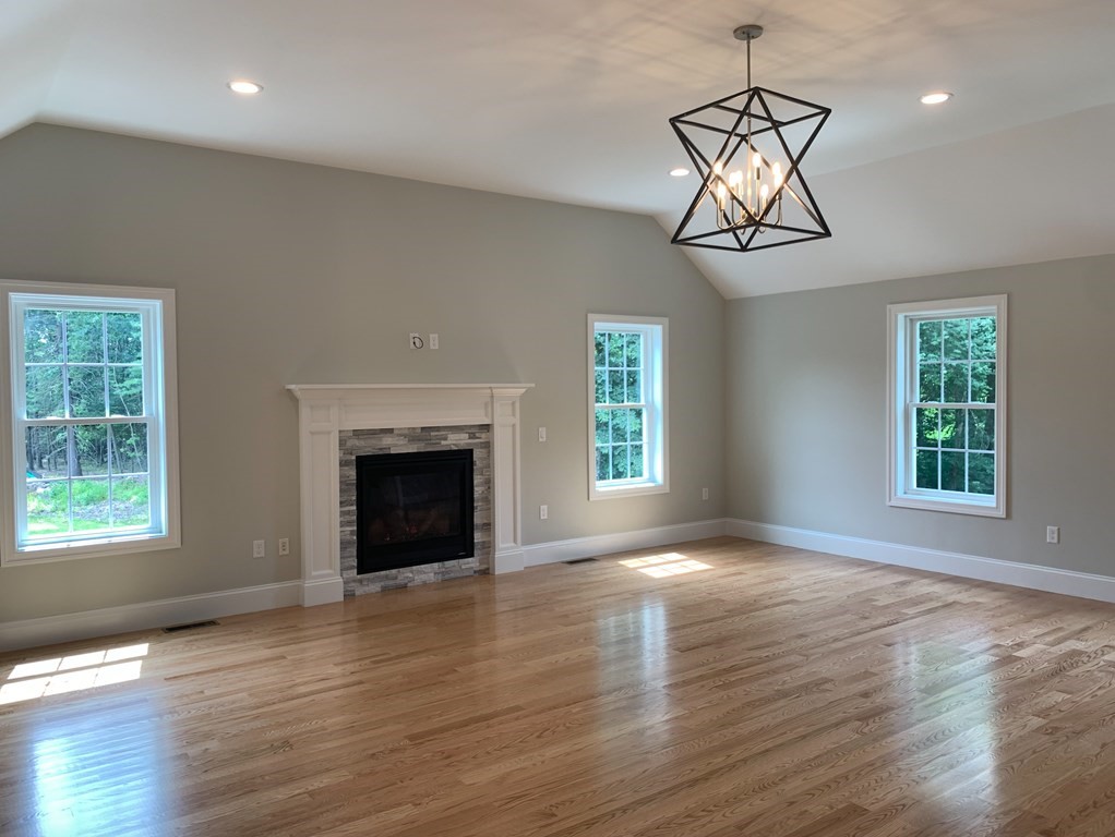 116 Ogunquit Road North Andover, MA 01845 - Photo 6 of 20