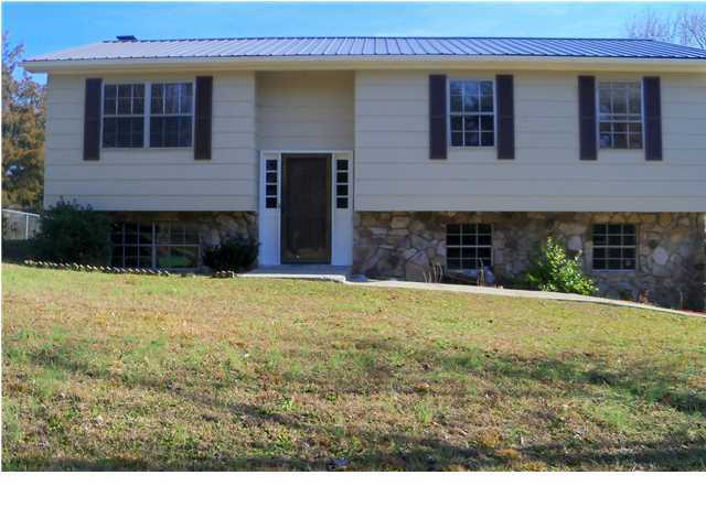 120 Hughes Road Northwest Cleveland, TN 37311 - Photo 1 of 17 Primary Photo