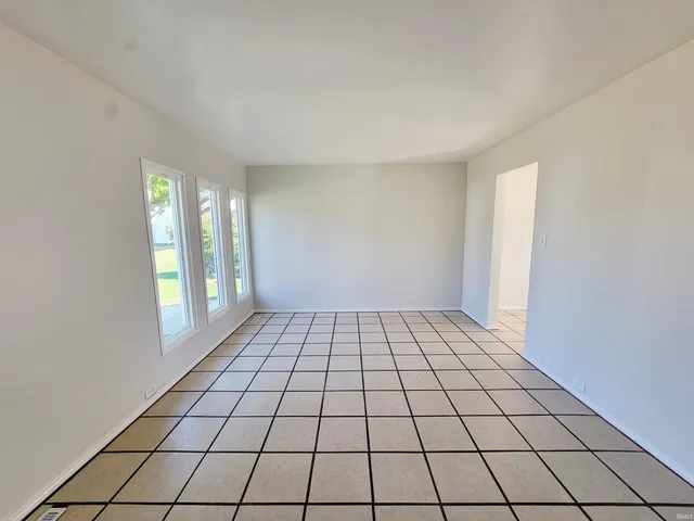 $115,000 | 940 Fairway Street, South Bend, IN 46619