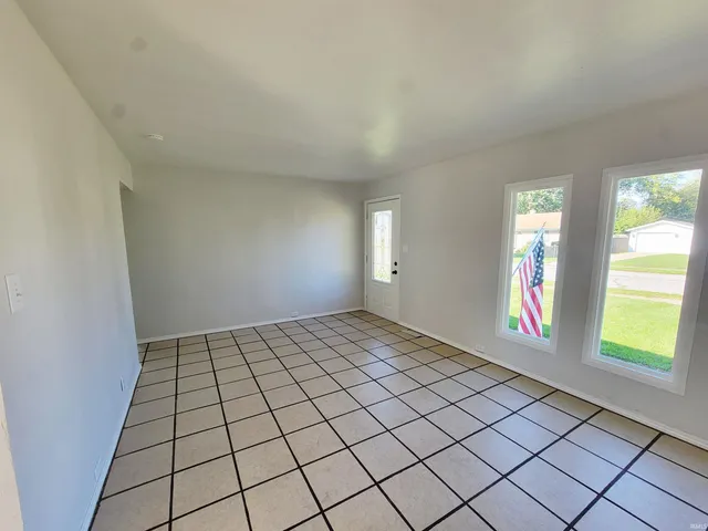 $115,000 | 940 Fairway Street, South Bend, IN 46619