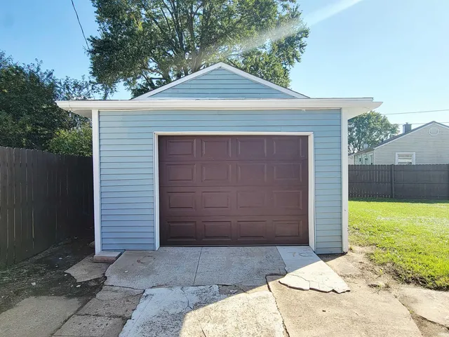 $115,000 | 940 Fairway Street, South Bend, IN 46619