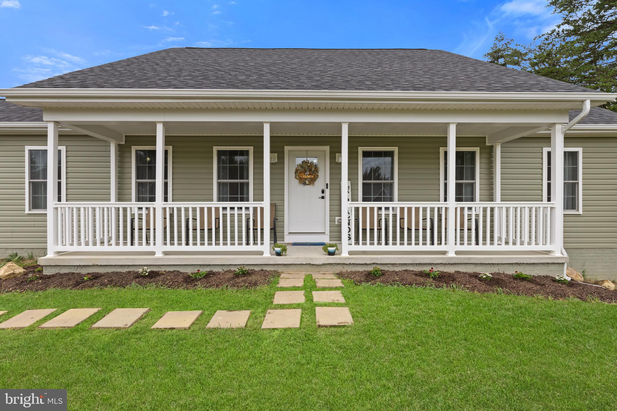 61 MDG Court Berkeley Springs, WV 25411 - Photo 11 of 47 front view of a house