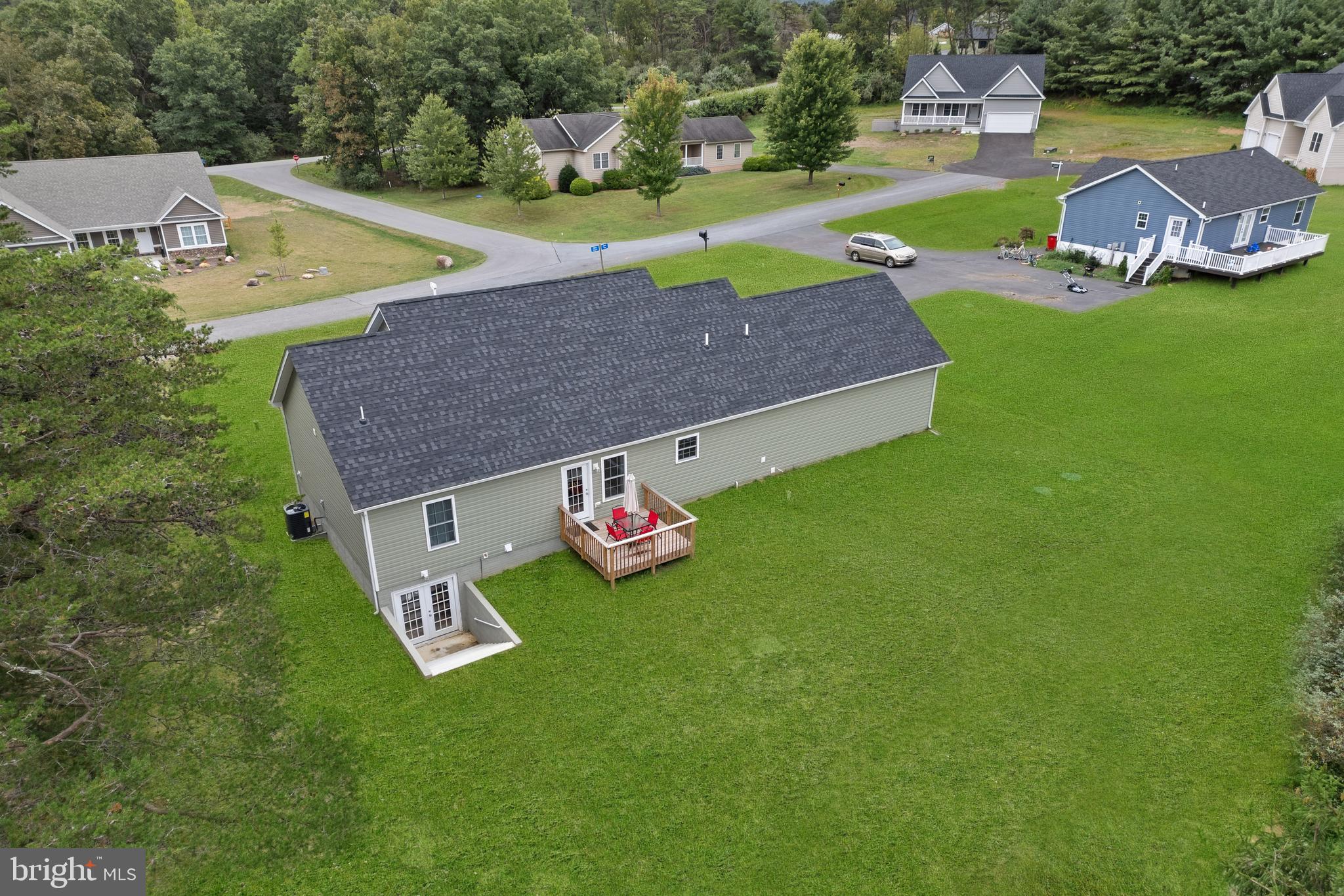 61 MDG Court Berkeley Springs, WV 25411 - Photo 10 of 47