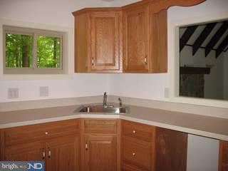 936 Mt Pleasant Road Pottstown, PA 19465 - Photo 3 of 4 Gallery Image 3