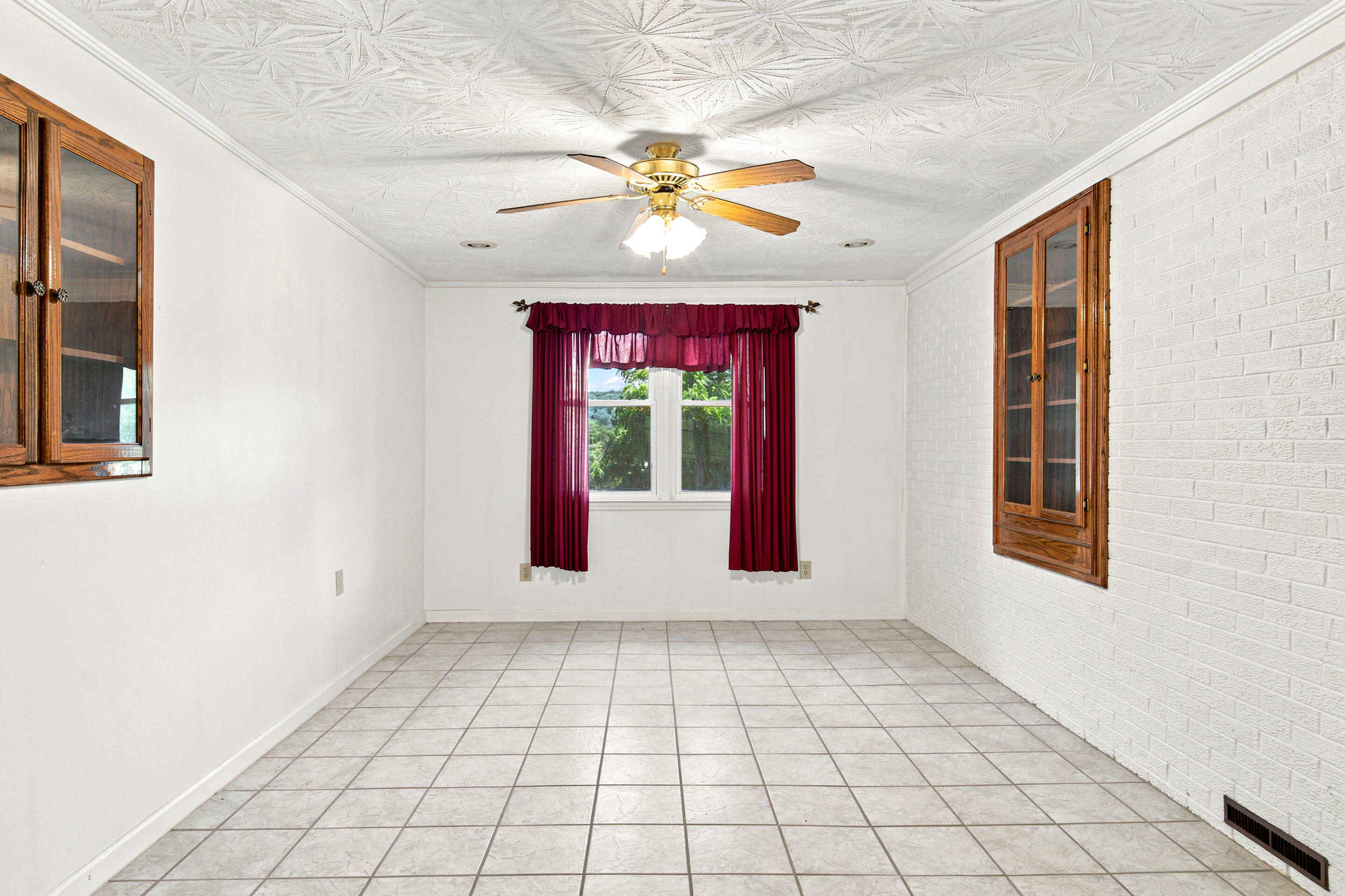 181 Ridgeview Road Northwest Floyd, VA 24091 - Photo 16 of 71 38-181-Ridgeview-Rd-NW-Floyd