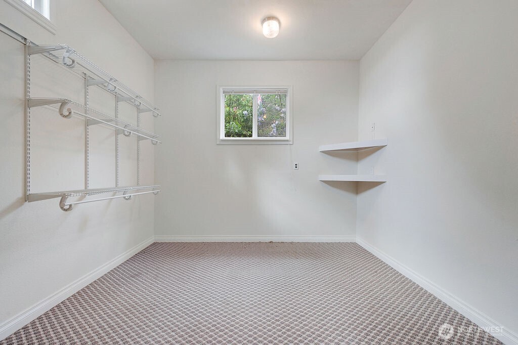 196 Nolton Road Nordland, WA 98358 - Photo 17 of 39 wooden floor in an empty room