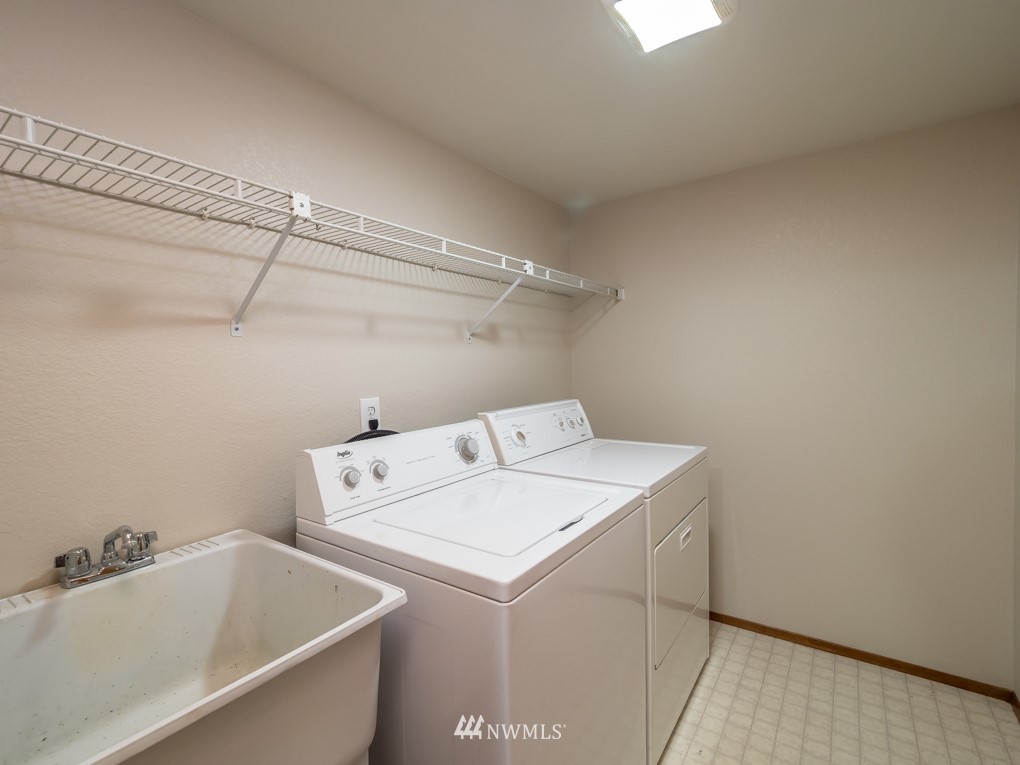 508 225th Place Southeast Bothell, WA 98021 - Photo 13 of 25