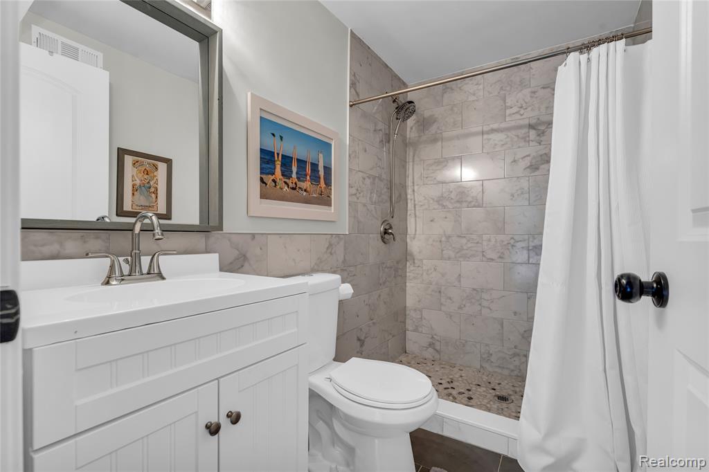 6736 Timber Ridge Drive Bloomfield Hills, MI 48301 - Photo 16 of 38 Gallery Image 16