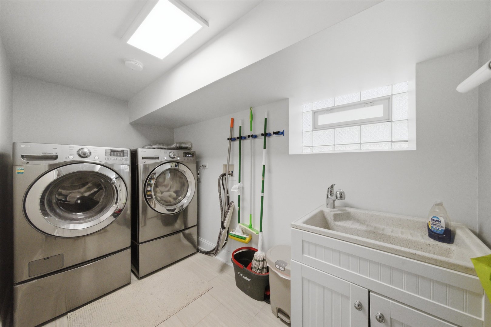 6057 North Tripp Avenue Chicago, IL 60646 - Photo 36 of 45