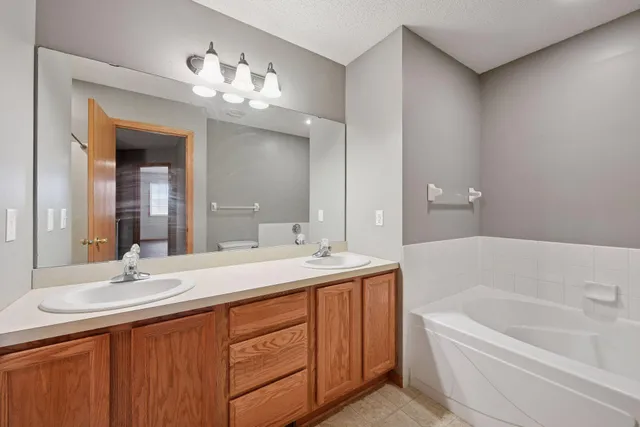 $249,500 | 1687 Liberty Lane, Waconia, MN 55387