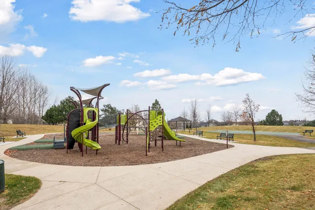 $249,500 | 1687 Liberty Lane, Waconia, MN 55387