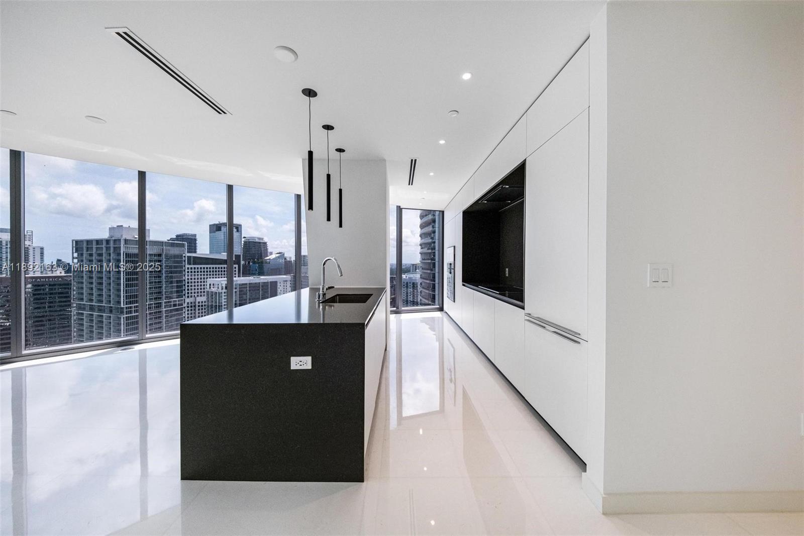 300 Biscayne Blvd Way, Unit 4507W Miami, FL 33131 - Photo 17 of 61