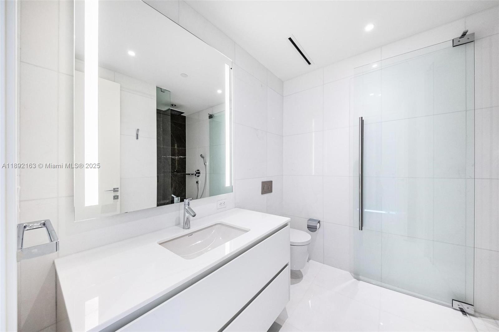 300 Biscayne Blvd Way, Unit 4507W Miami, FL 33131 - Photo 25 of 61