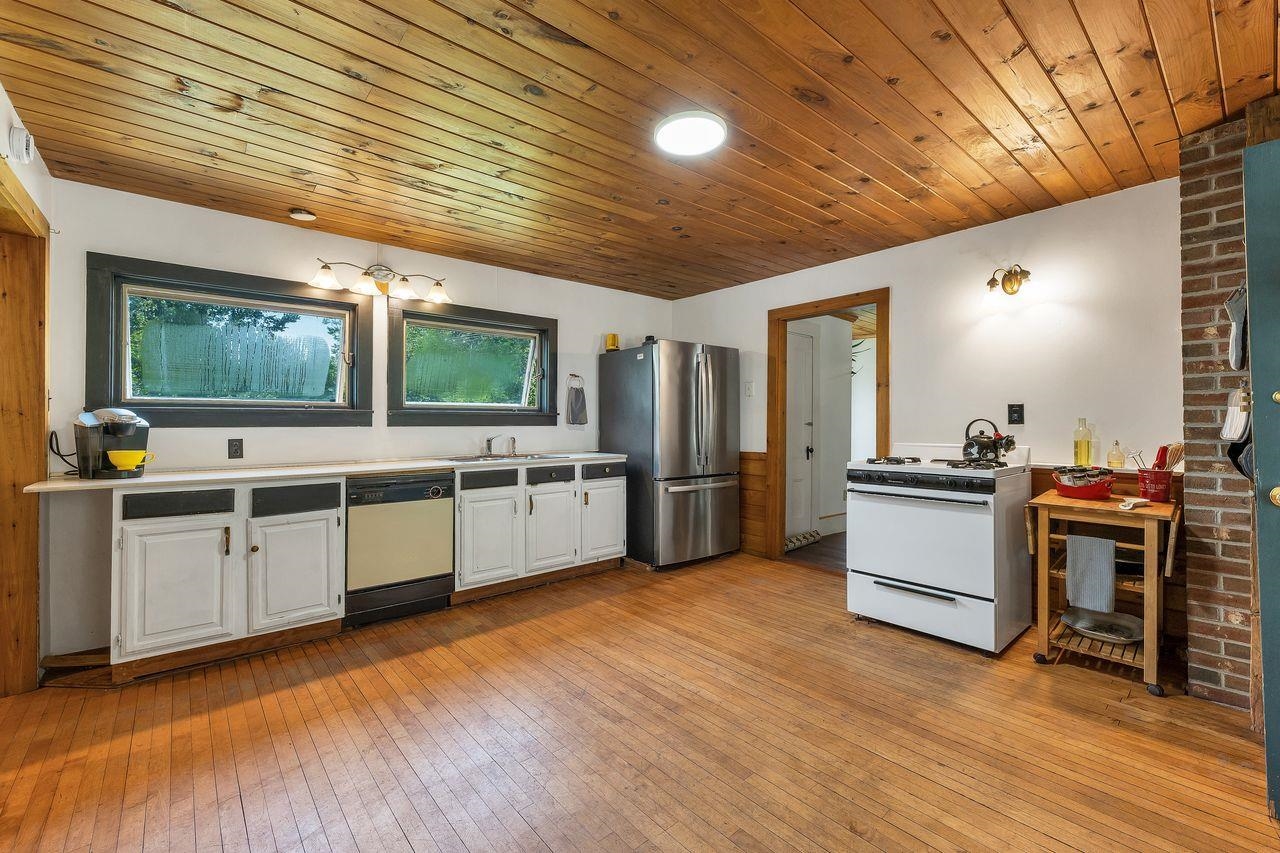 22 East Madison Road Madison, NH 03849 - Photo 12 of 60 Gallery Image 12