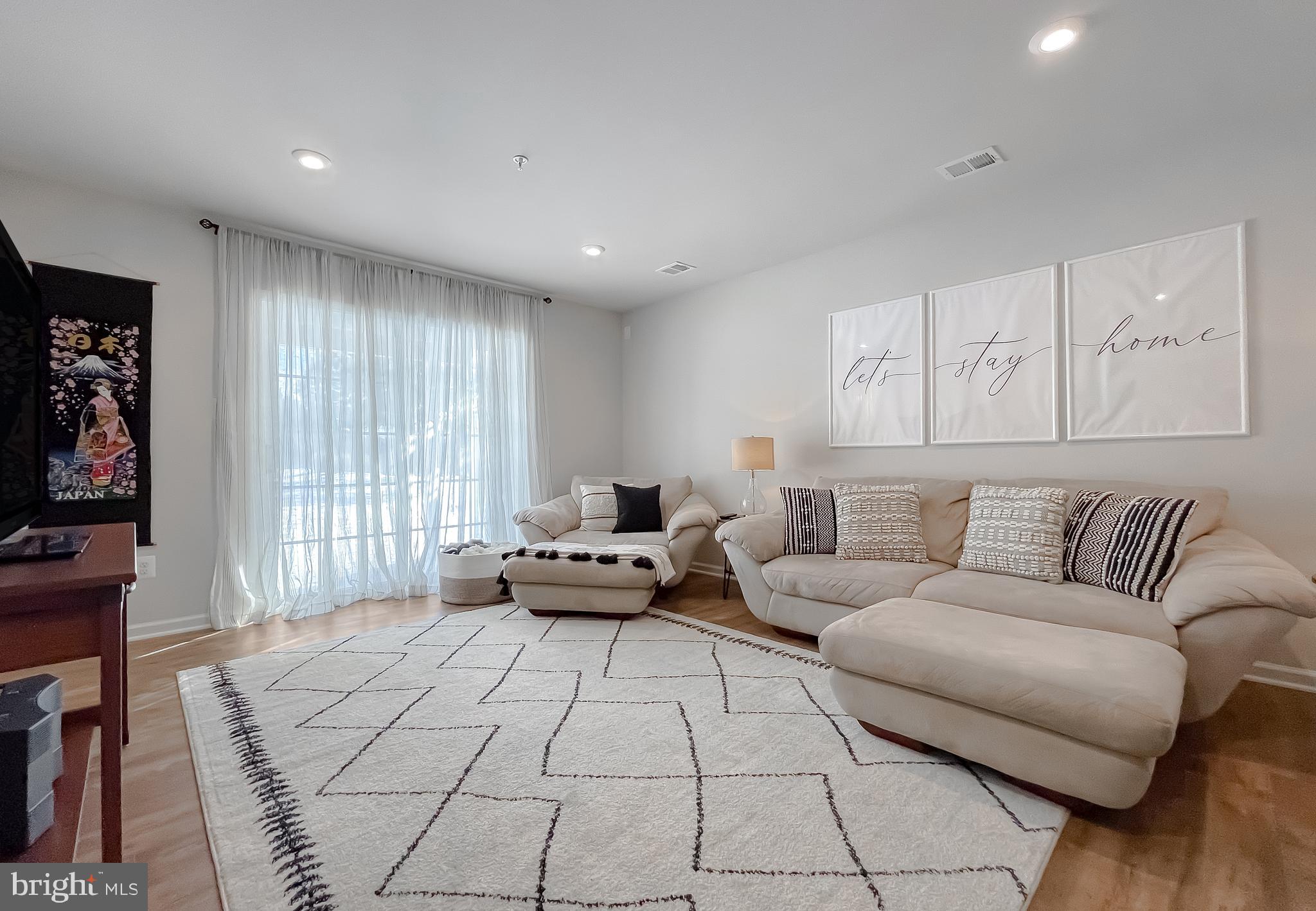 23084 Vanda Way California, MD 20619 - Photo 10 of 55